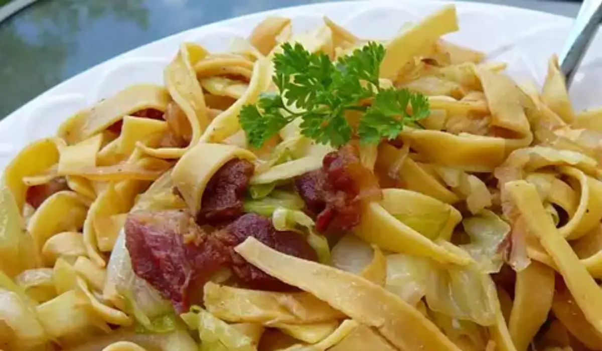 Bacon with cabbage